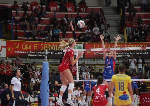 Unendo Yamamay - SudTirol Bolzano 3-0 pallavolo femminile serie a1