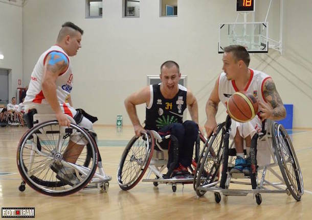 basket in carrozzina handicap sport cimberio varese