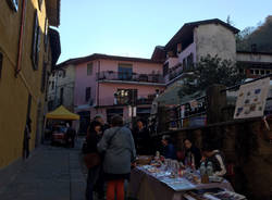 Castello Cabiaglio mercatino 