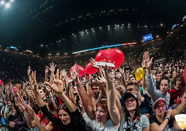 Cesare Cremonini in concerto al Mediolanum Forum