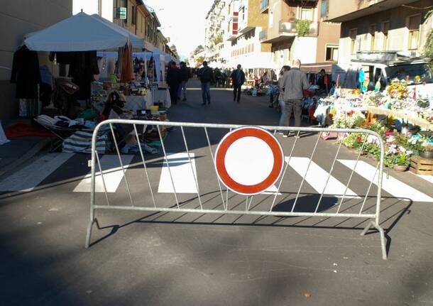 Mercato via 29 Maggio – 2015 – foto di D.Brancaccio