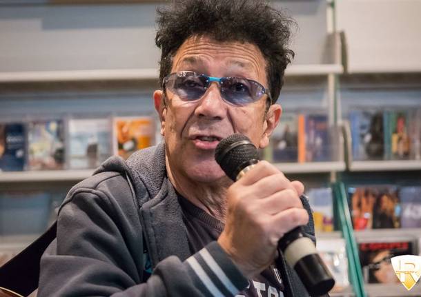 Edoardo Bennato incontra i fan alla Casa Del Disco