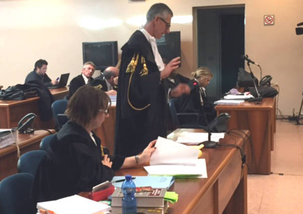 fabrizio busignani processo farè