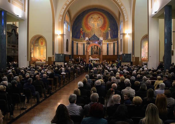 funerale laura occhioni busto arsizio