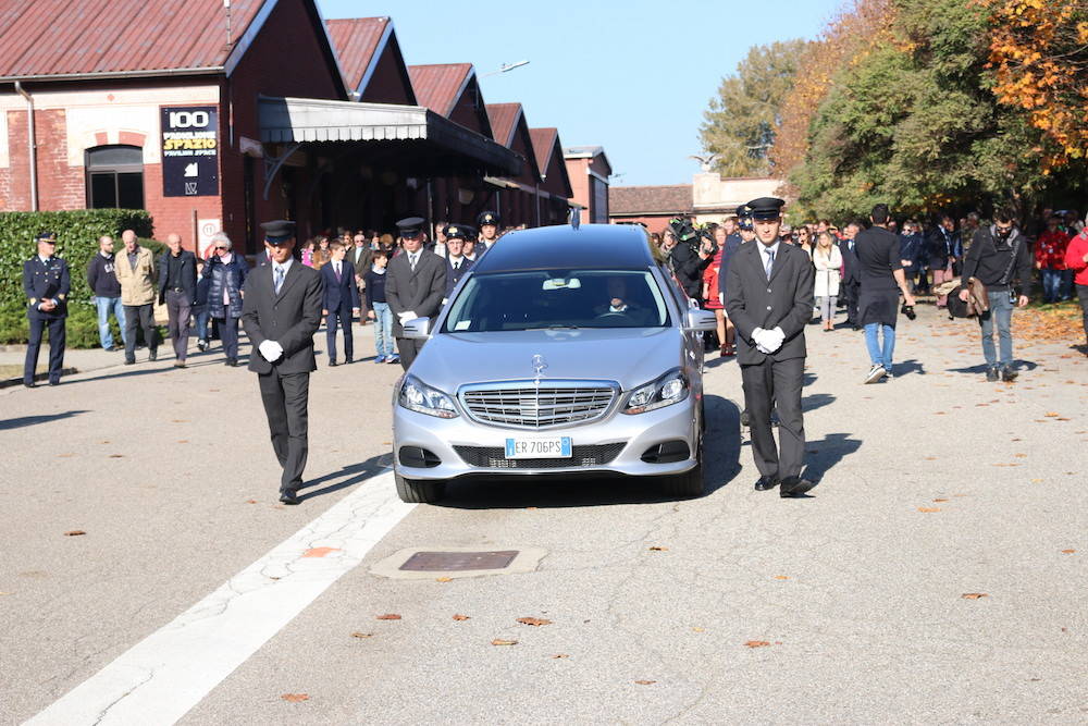 funerale pietro venanzi volandia