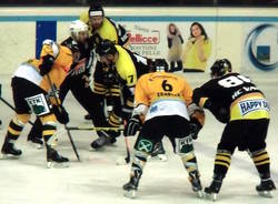 hockey su ghiaccio varese val pusteria