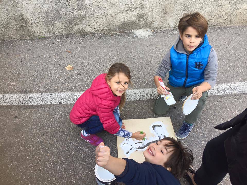 I bambini dipingono il Pedibus