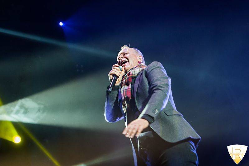 I Simple Minds in concerto al Forum di Assago 