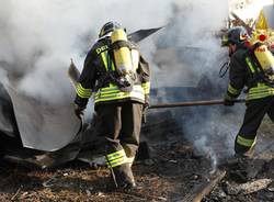 incendio capannone origgio 12 novembre 2015