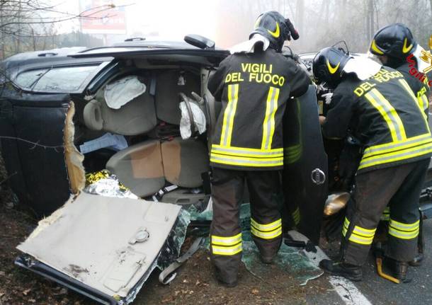 Incidente in via Giusti a Somma Lombardo