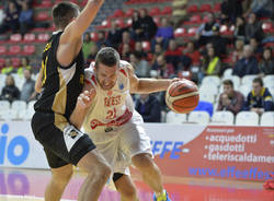 Openjobmetis Varese - Falco Szombathely 94-71 fiba europe cup