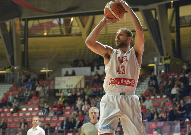 Openjobmetis Varese - Falco Szombathely 94-71 fiba europe cup