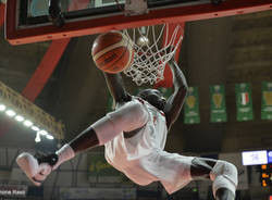Openjobmetis Varese - Manital Torino 92-78