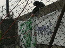 Striscioni Lega sottopasso Malnate 