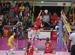 Unendo Yamamay Busto - Imoco Conegliano 3-1 pallavolo serie a1 femminile