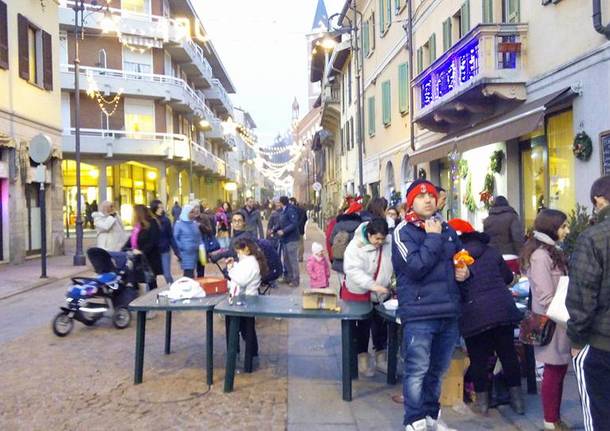Dall'albero del riciclo al vin brulè per Abbiate G.ioca