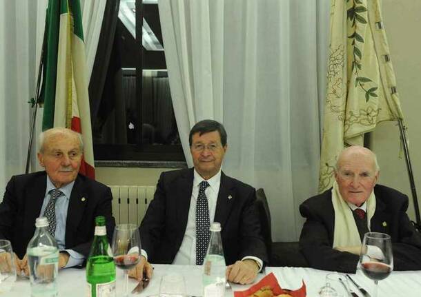 AUGURI DI NATALE IN FAMIGLIA LEGNANESE DICEMBRE 2015