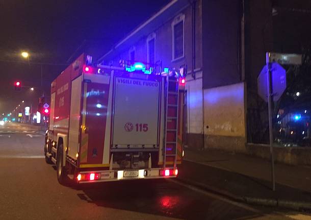 Incendio in via Pegoraro a Gallarate