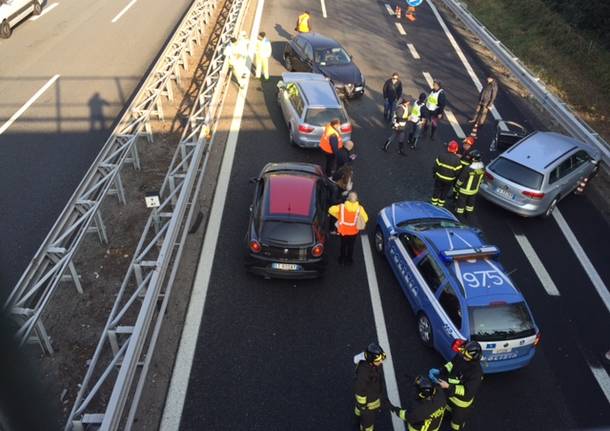 incidente a8 vigili del fuoco 2 dicembre