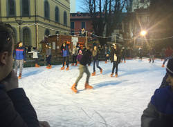 Luminarie e pista di pattinaggio per il Natale tradatese