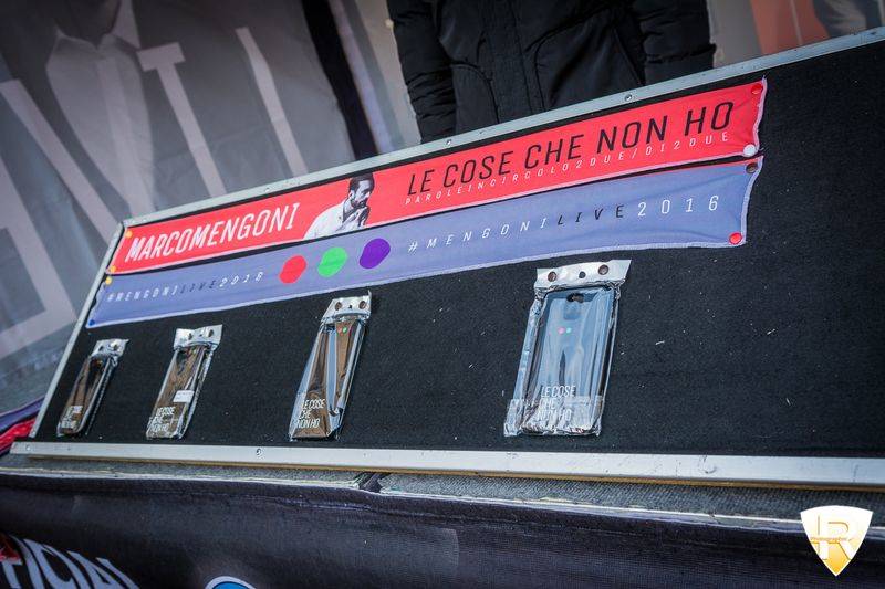 Marco Mengoni alla Casa del Disco dicembre 2015