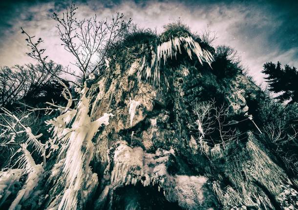 Grotte della Valganna. Il freddo quando cala la seria