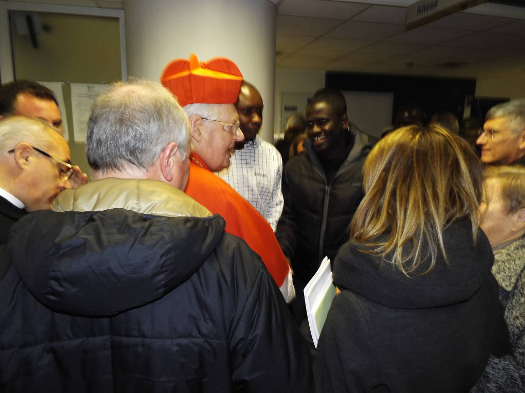 Il cardinale Scola all'ospedale di Tradate