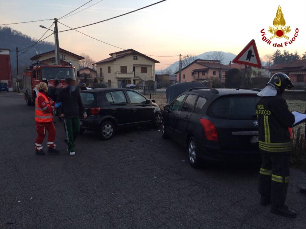 incidente stradale sangiano 27 gennaio