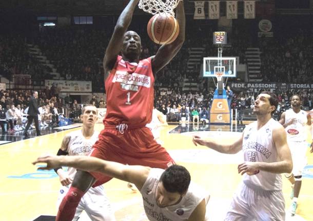 muhammad faye basket pallacanestro varese caserta