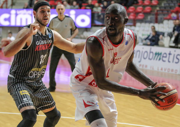 Openjobmetis Varese - Magnofit Guessing 85-81 Fiba Europe Cup