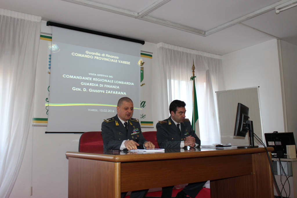 Comandante regionale visita Gdf Varese