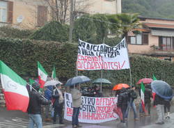 corteo caravate migranti