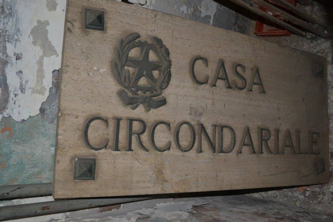 Dentro l'ex carcere di Busto Arsizio