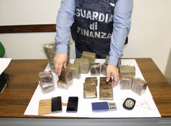 frontalieri della droga cuveglio gdf