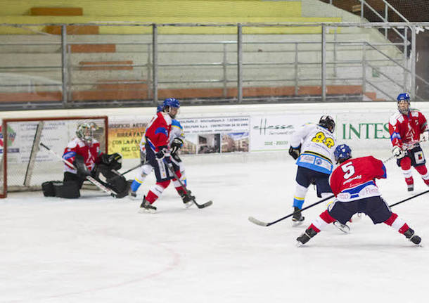 hockey su ghiaccio varese killer bees