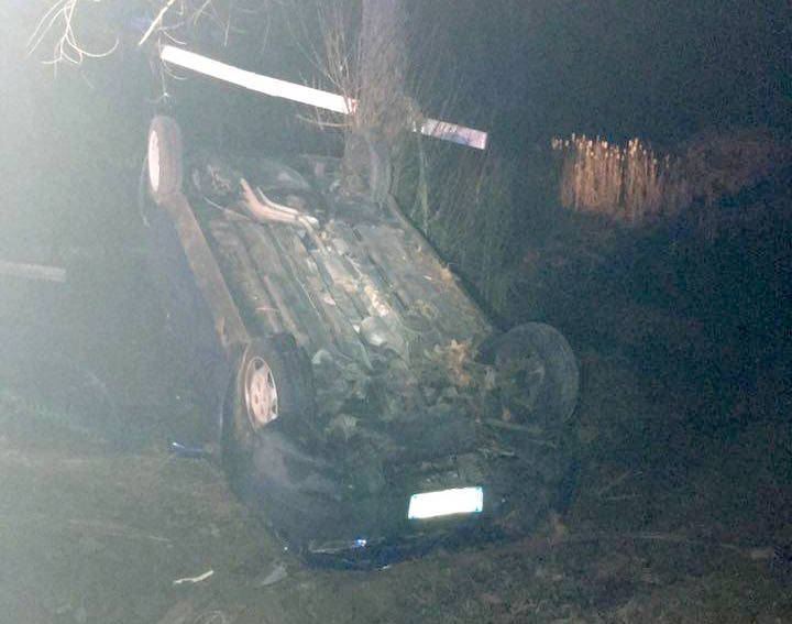 incidente auto ribaltata