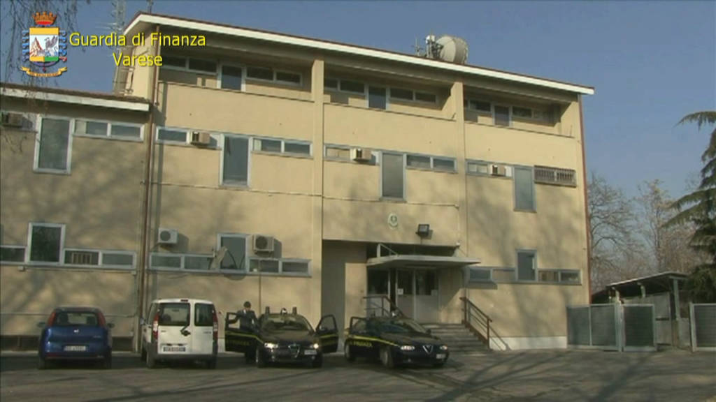 La Guardia di Finanza sequestra 200 proiettili da guerra a Malpensa