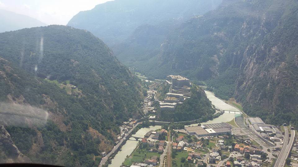 Laghi e montagne dall'alto