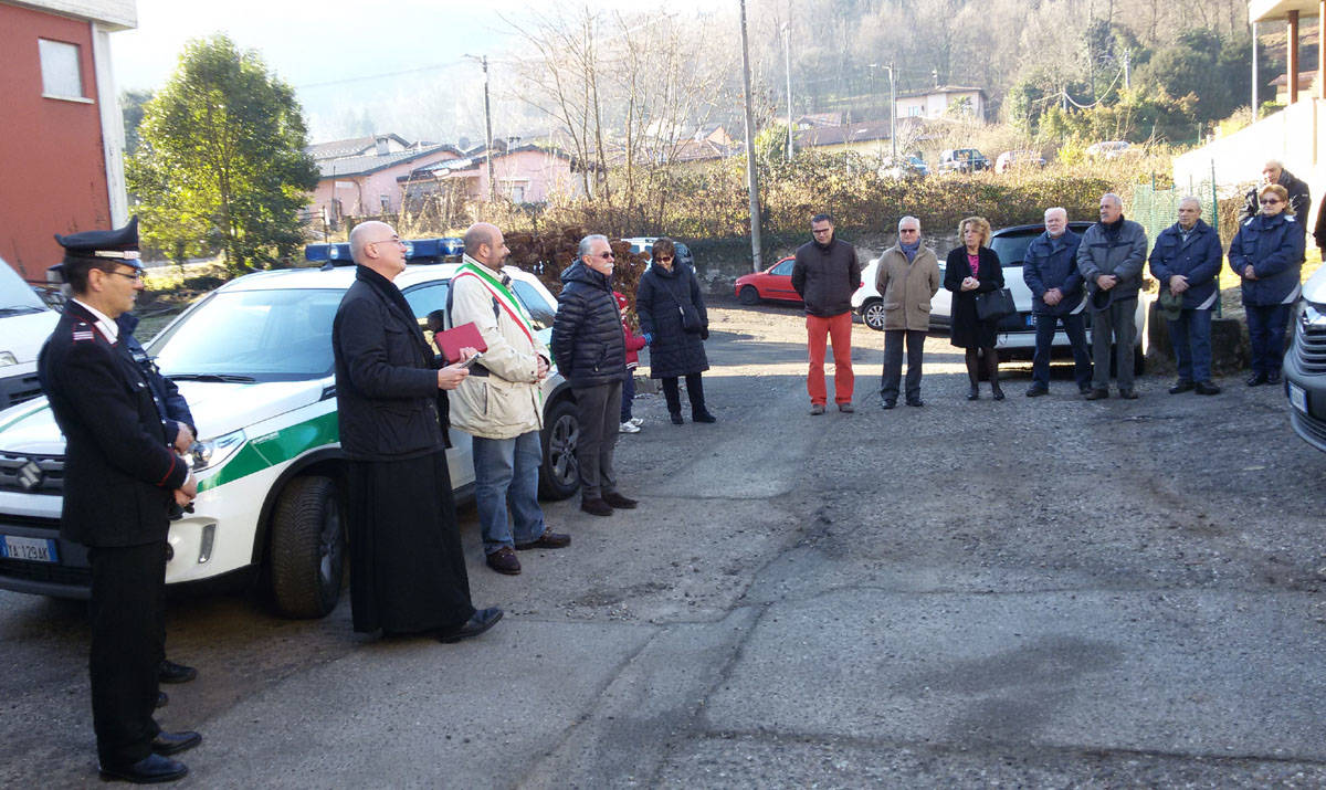 Lavena Ponte Tresa inaugurazione pulmino