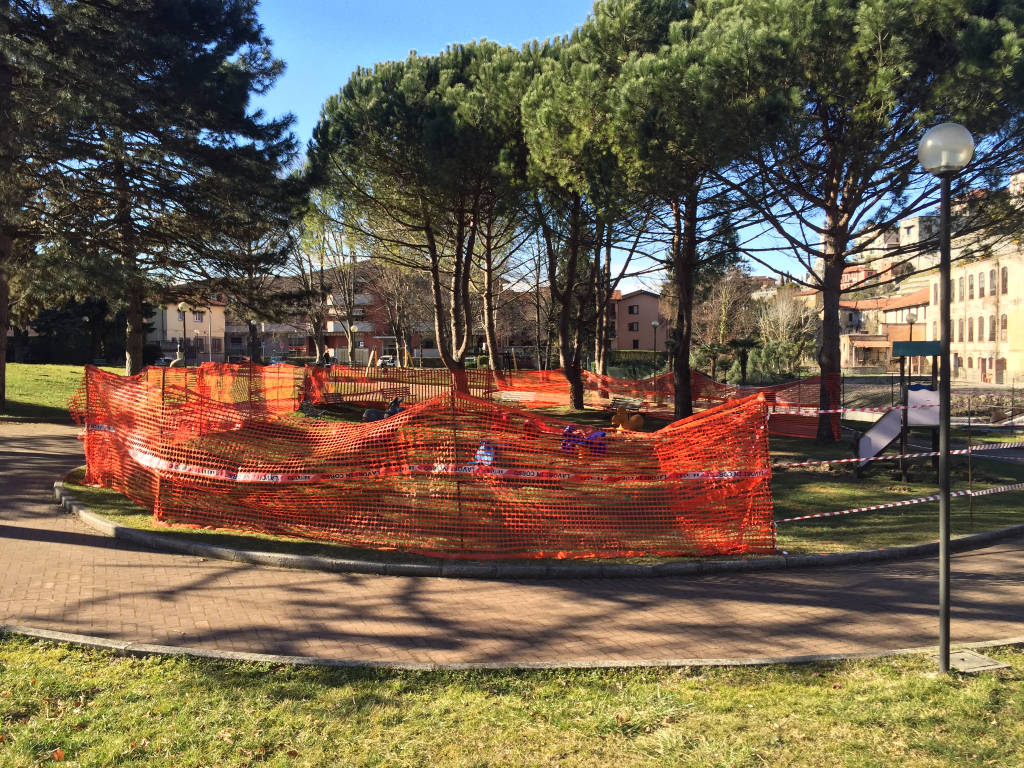 Lavori parco giochi Besozzo 