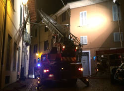 Luino, ancora fiamme