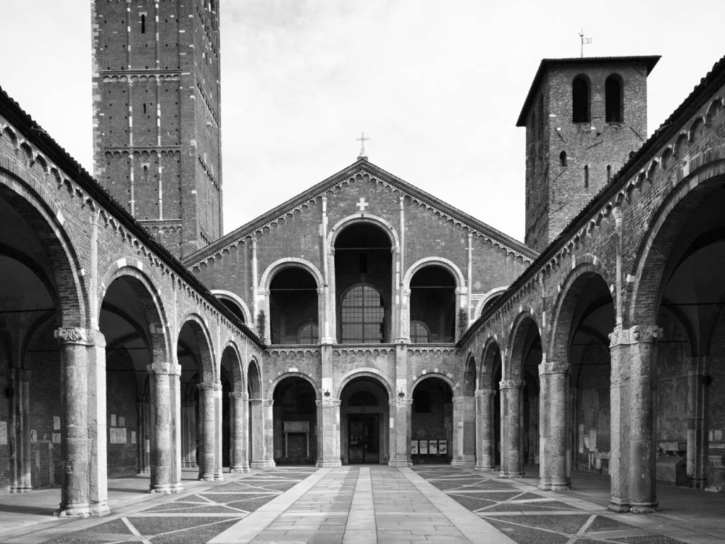mostra Ritratti di monumenti Maga