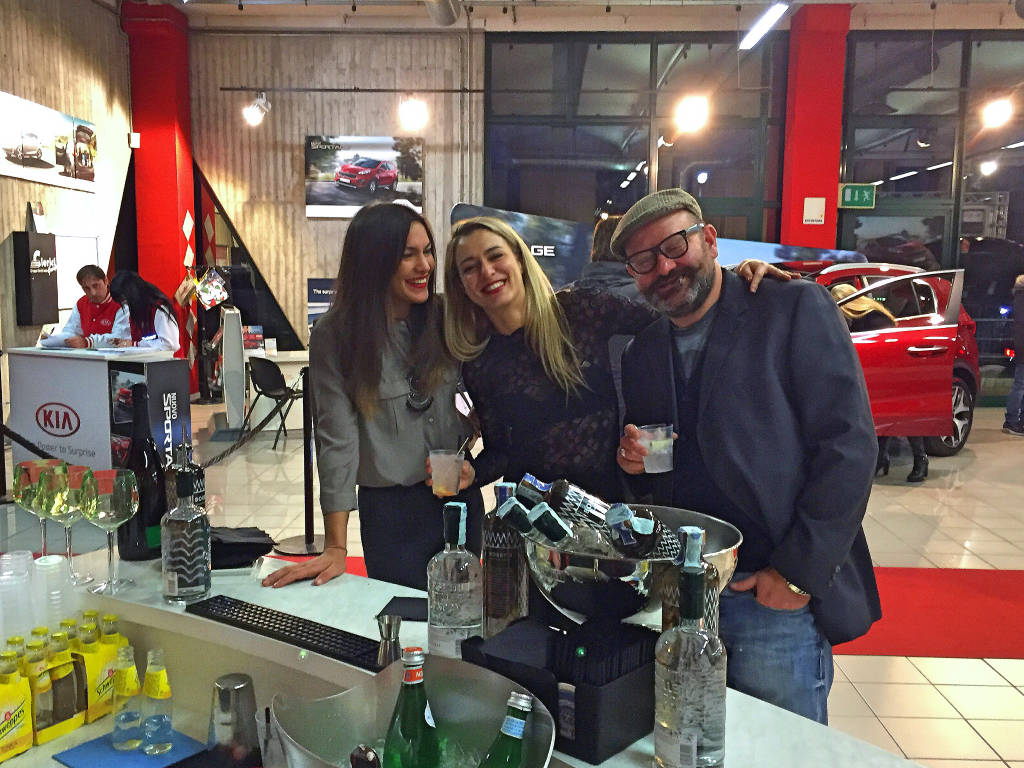 Musica, gin e Pucci alla presntazione della nuova Kia