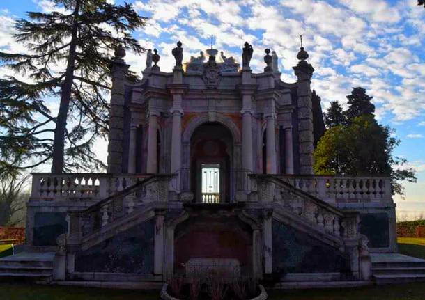 Natura e riflessi d'incanto a Villa Tatti Tallacchini