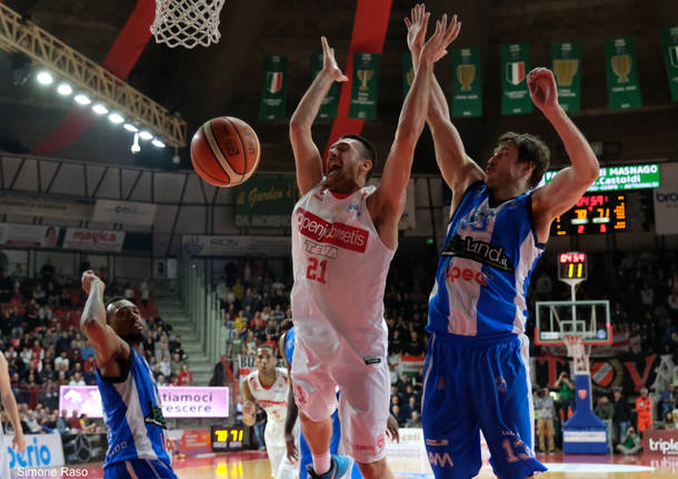 Openjobmetis Varese - Betaland Capo d'Orlando 81-82