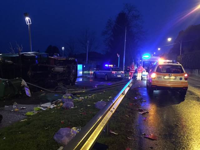 ribaltamento gavirate 29 febbraio 2016