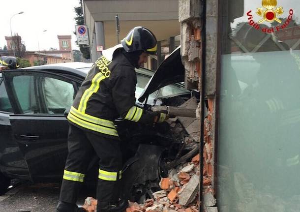 Via Isonzo e via Galvani, nuovo incidente