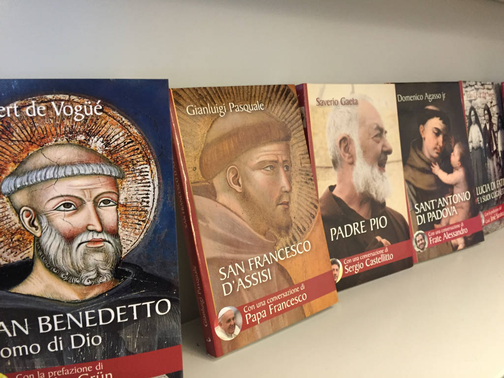 Una nuova libreria religiosa a Varese