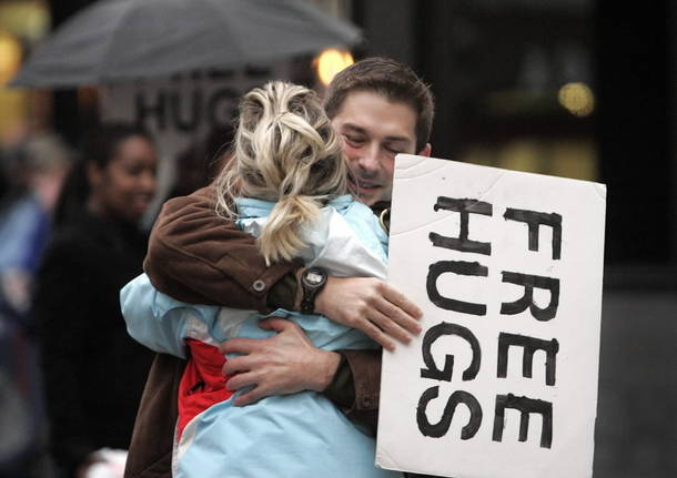 free hugs