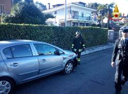 Auto ribaltata a Lavena Ponte Tresa